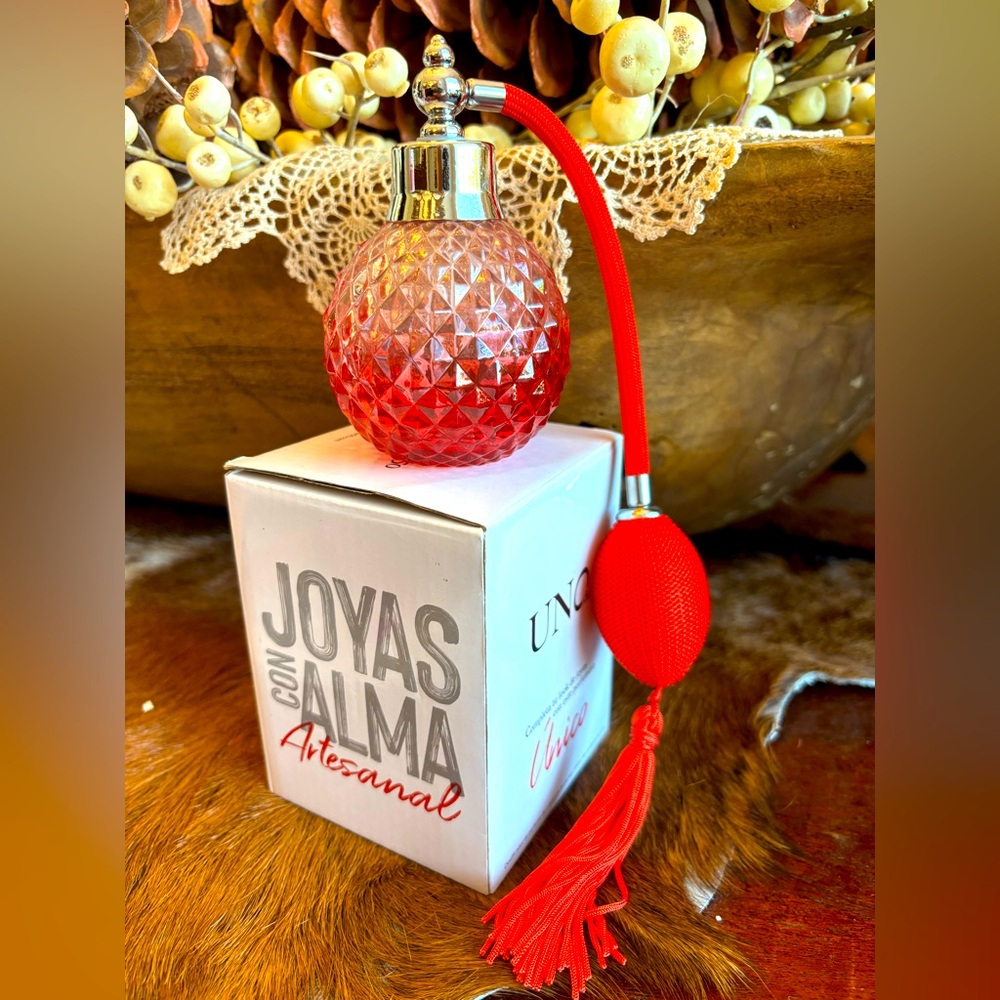 UNO DE 50 PERFUME DISPENSER ATOMIZER - Red Perfume